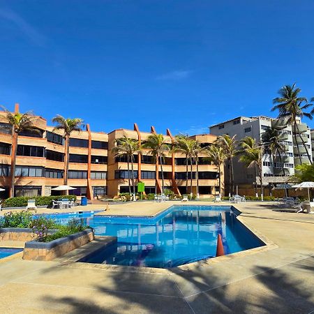 Tucacas, Frente Al Mar, Balcon, Piscina Y Playa Privada公寓 外观 照片