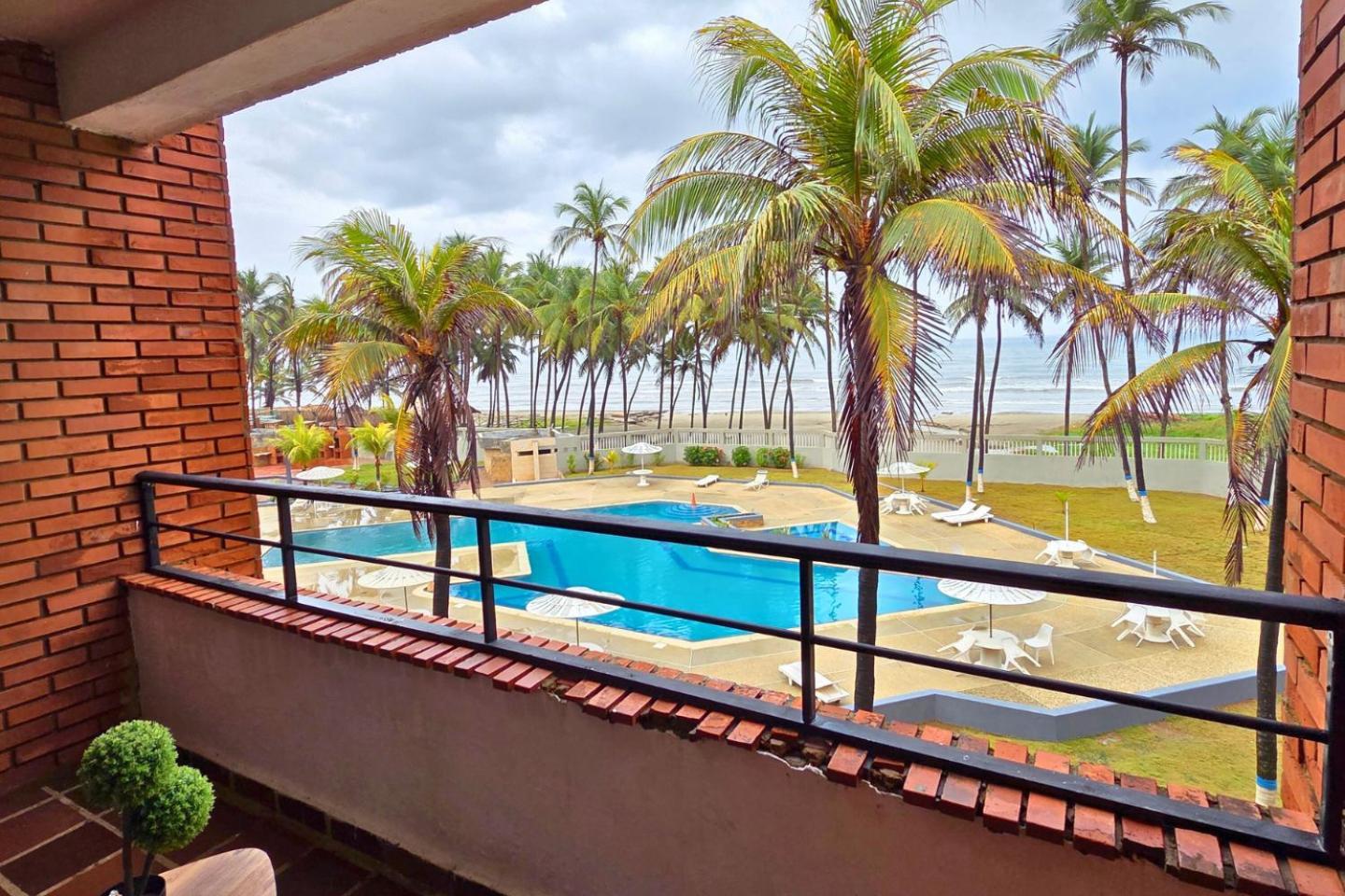 Tucacas, Frente Al Mar, Balcon, Piscina Y Playa Privada公寓 外观 照片