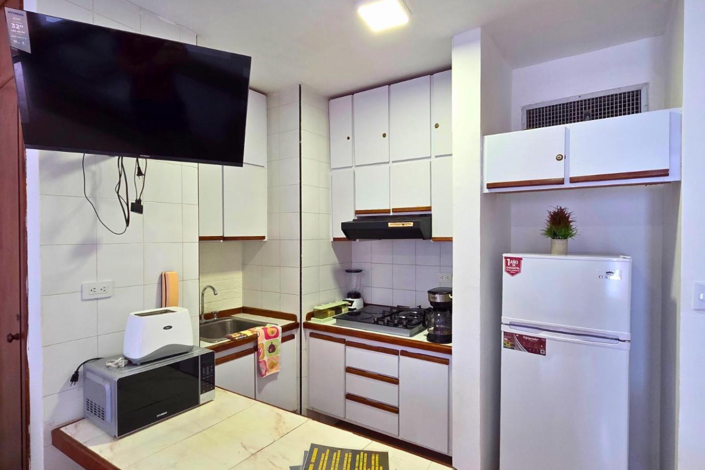 Tucacas, Frente Al Mar, Balcon, Piscina Y Playa Privada公寓 外观 照片