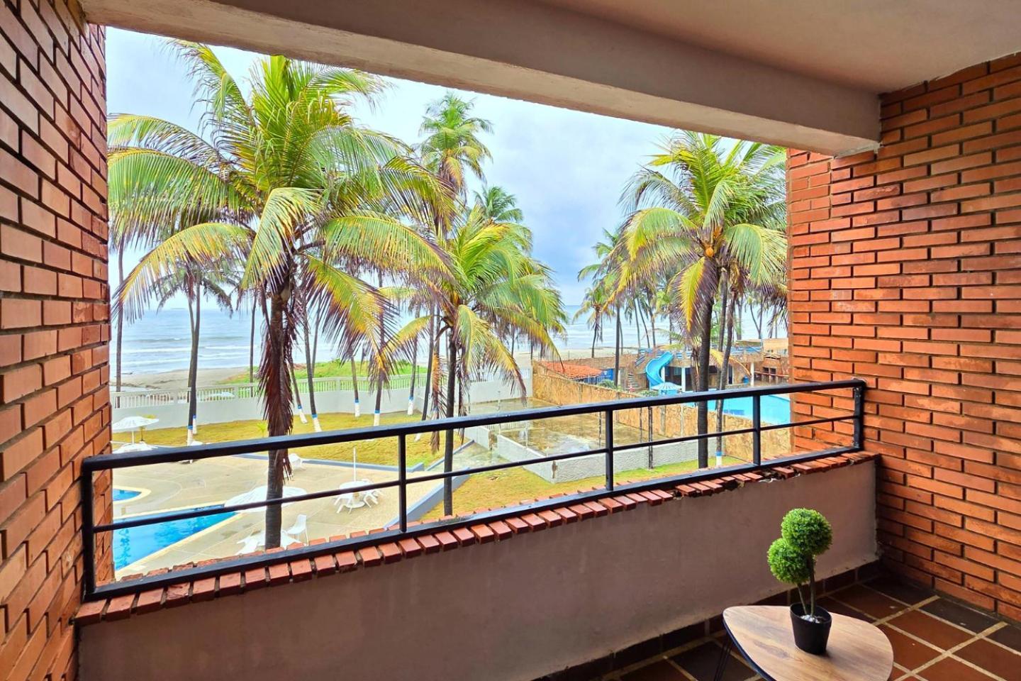 Tucacas, Frente Al Mar, Balcon, Piscina Y Playa Privada公寓 外观 照片