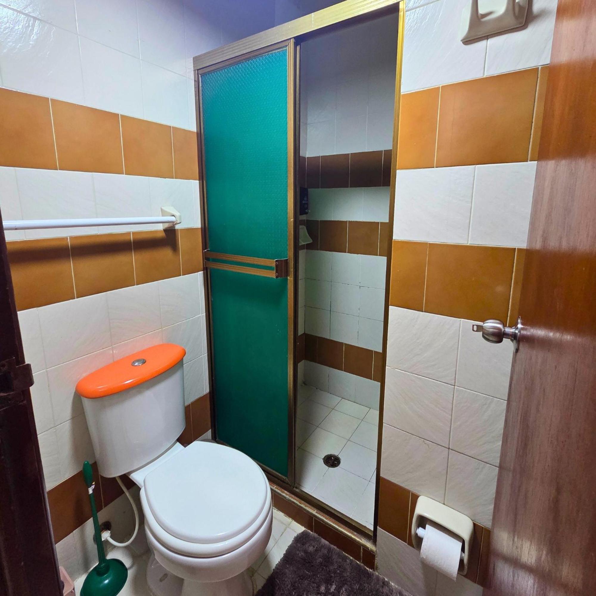Tucacas, Frente Al Mar, Balcon, Piscina Y Playa Privada公寓 外观 照片