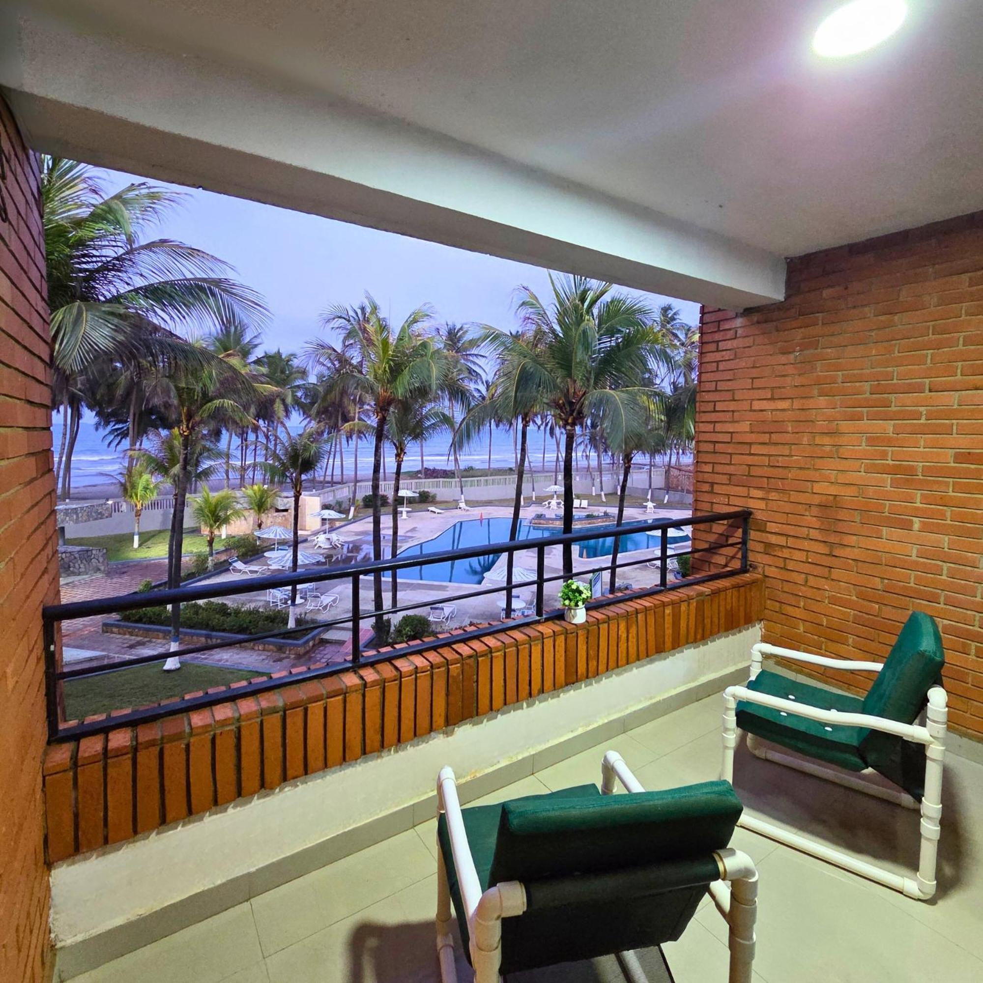 Tucacas, Frente Al Mar, Balcon, Piscina Y Playa Privada公寓 外观 照片