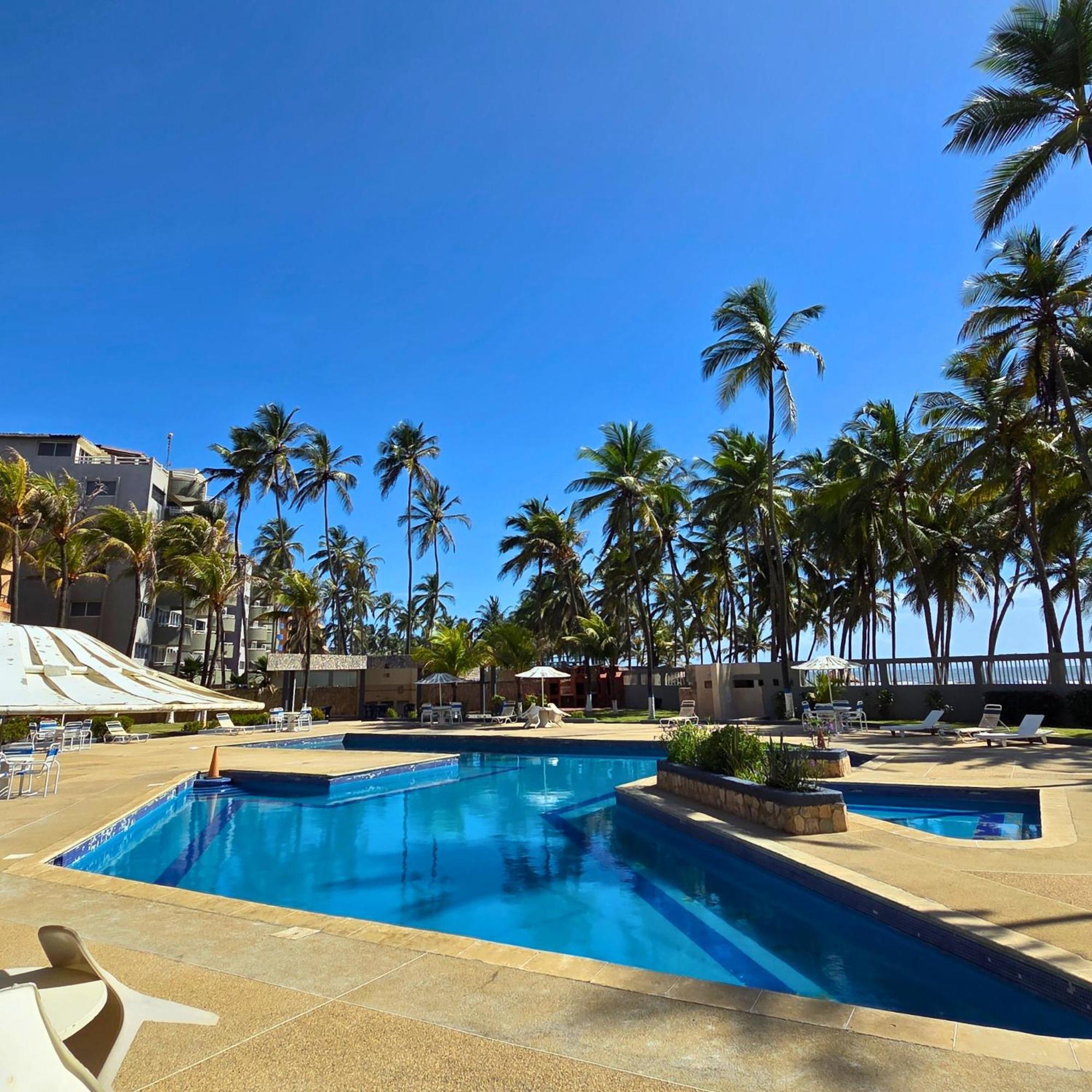 Tucacas, Frente Al Mar, Balcon, Piscina Y Playa Privada公寓 外观 照片