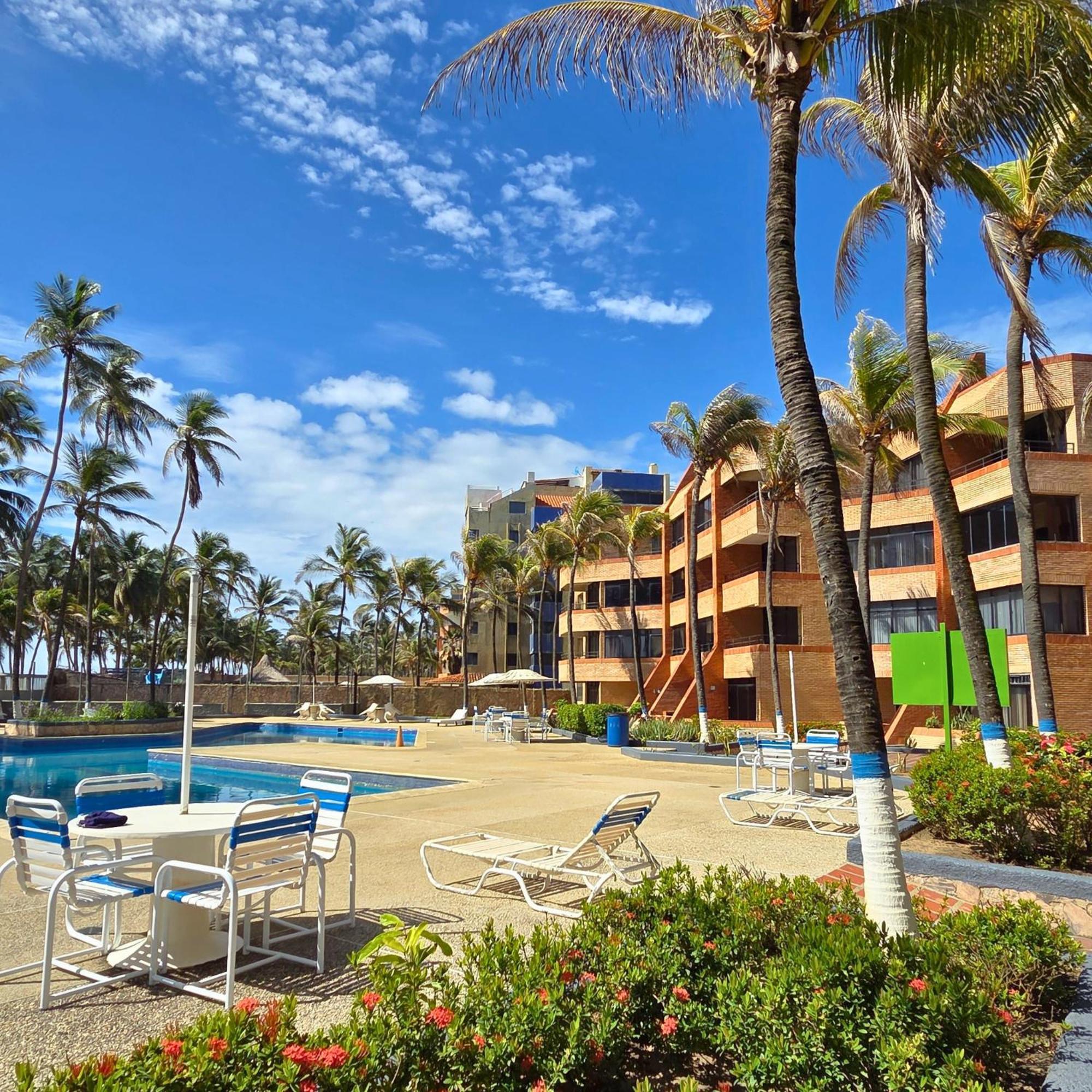 Tucacas, Frente Al Mar, Balcon, Piscina Y Playa Privada公寓 外观 照片